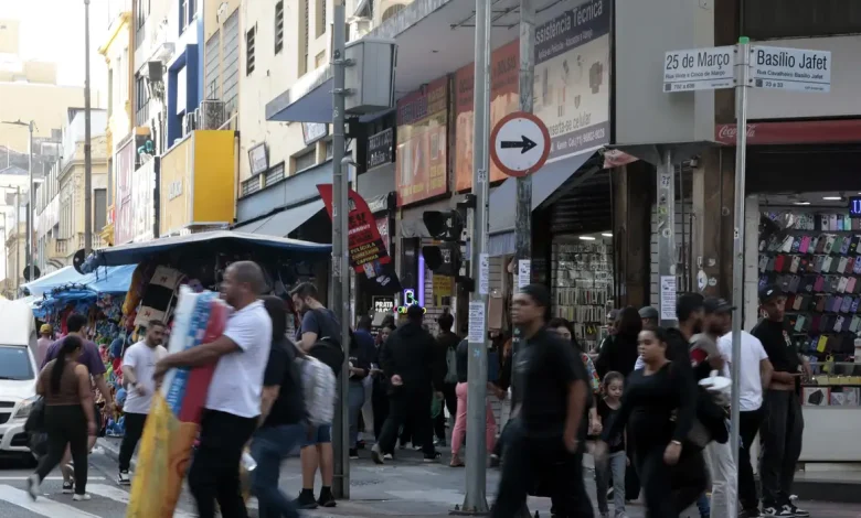 EUA miram Pix e acusam Brasil de favorecer pirataria; governo é cobrado por resposta soberana